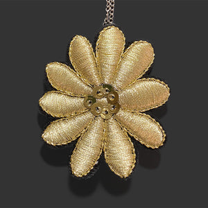 Zlatovez 10-Petal Flower Brooch Necklace (Ogrlica Broš Zlatovez)